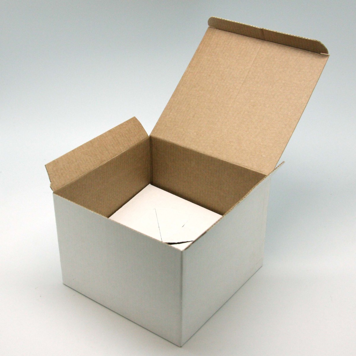 Коробка под чайную пару, 165 (L) х 165 (B) х 120 (H) мм